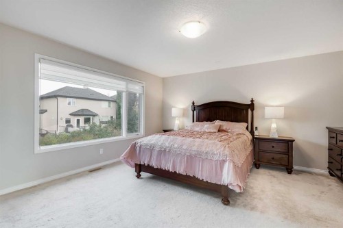 7 Everglade Circle Sw, Calgary, AB - Indoor Photo Showing Bedroom