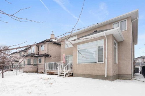 7 Everglade Circle Sw, Calgary, AB - Outdoor