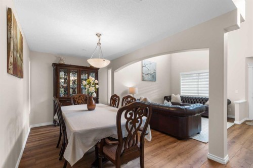 7 Everglade Circle Sw, Calgary, AB - Indoor Photo Showing Dining Room