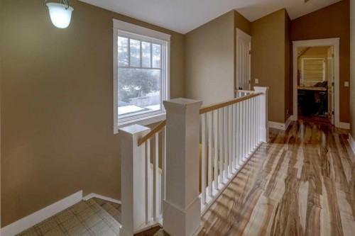 2511 18 Street Nw, Calgary, AB - Indoor Photo Showing Other Room