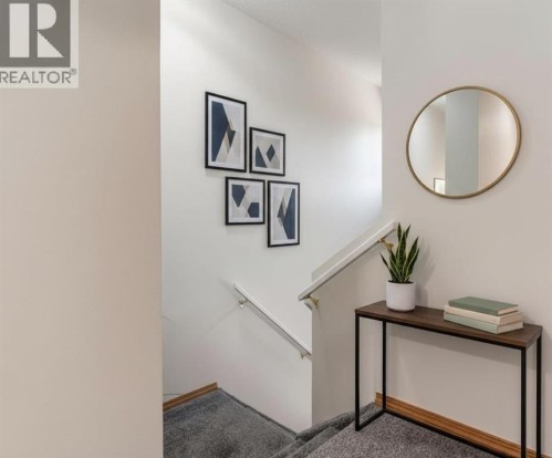 12 Millrise Green Sw, Calgary, AB - Indoor Photo Showing Other Room