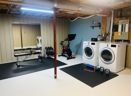 12 Millrise Green Sw, Calgary, AB - Indoor Photo Showing Laundry Room