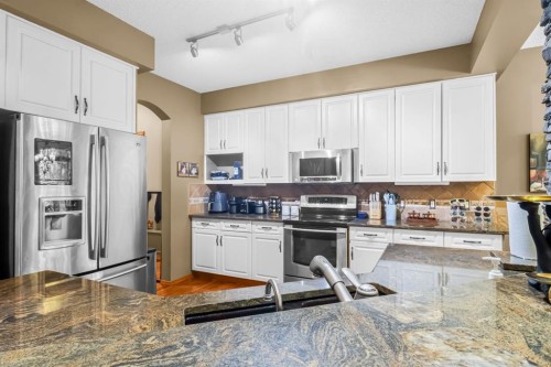 18352 Chaparral Street Se, Calgary, AB - Indoor Photo Showing Kitchen With Stainless Steel Kitchen