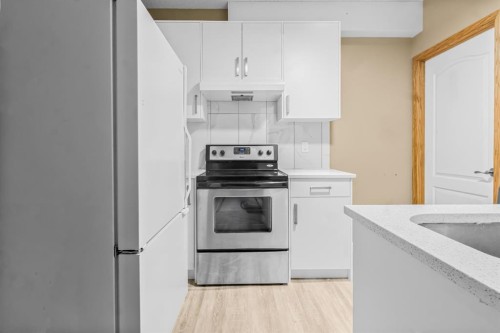 18352 Chaparral Street Se, Calgary, AB - Indoor Photo Showing Kitchen