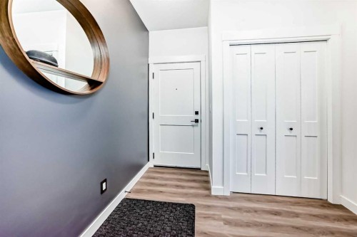 2103-55 Lucas Way Nw, Calgary, AB - Indoor Photo Showing Other Room