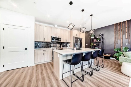 2103-55 Lucas Way Nw, Calgary, AB - Indoor Photo Showing Kitchen With Upgraded Kitchen