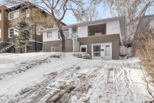 4617 Stanley Road Sw, Calgary, AB - Outdoor