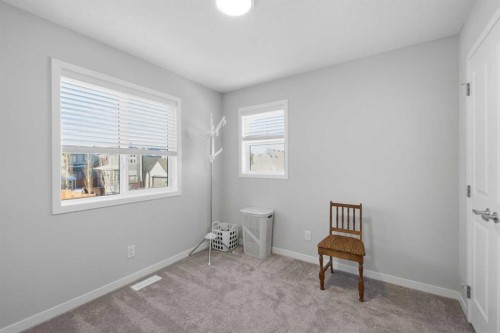 249 Masters Avenue Se, Calgary, AB - Indoor