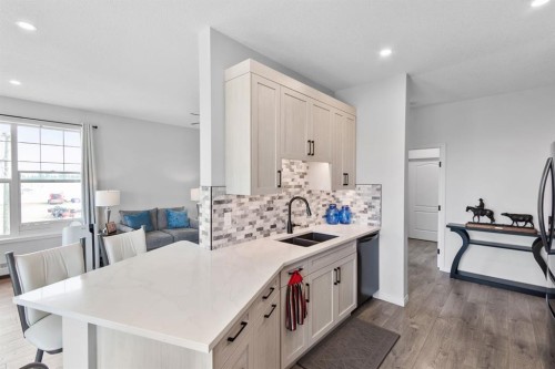 314-4500 50 Avenue, Olds, AB - Indoor Photo Showing Kitchen With Double Sink