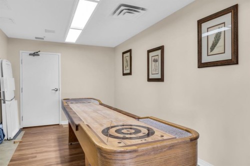 314-4500 50 Avenue, Olds, AB - Indoor Photo Showing Other Room