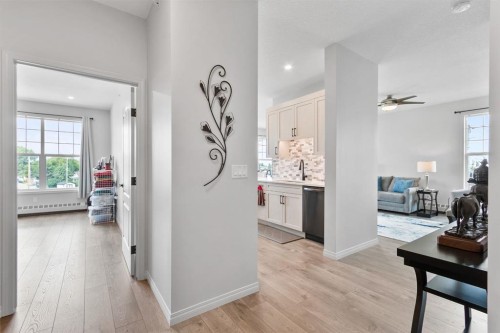 314-4500 50 Avenue, Olds, AB - Indoor Photo Showing Other Room