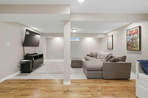 2708 Doverbrook Road Se, Calgary, AB - Indoor