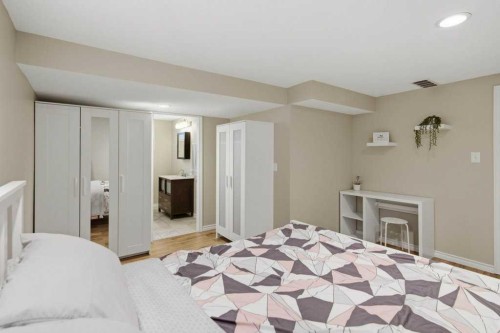 2708 Doverbrook Road Se, Calgary, AB - Indoor Photo Showing Bedroom