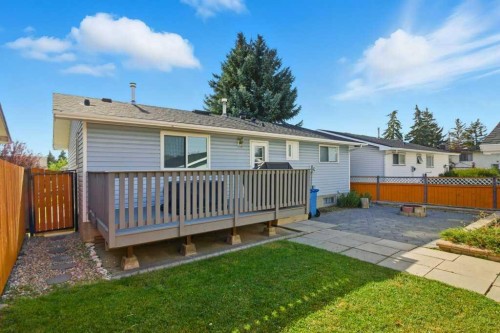 2708 Doverbrook Road Se, Calgary, AB - Outdoor With Deck Patio Veranda
