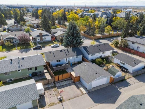 2708 Doverbrook Road Se, Calgary, AB - Outdoor With View