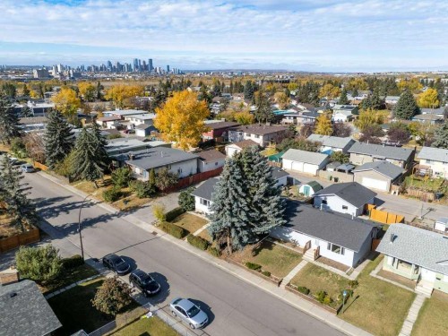 2708 Doverbrook Road Se, Calgary, AB - Outdoor With View