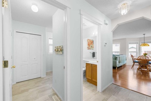 62 Canoe Circle Sw, Airdrie, AB - Indoor Photo Showing Other Room