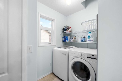 62 Canoe Circle Sw, Airdrie, AB - Indoor Photo Showing Laundry Room