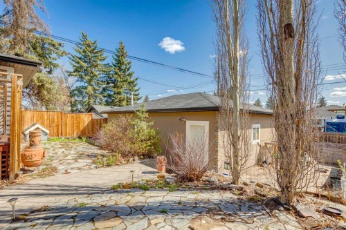 3140 46 Street Sw, Calgary, AB - Outdoor