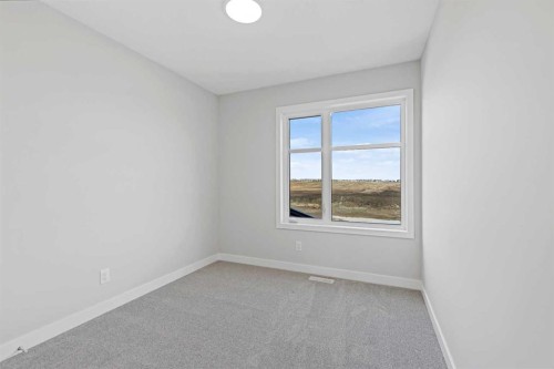 7071 Rangeview Avenue Se, Calgary, AB - Indoor Photo Showing Other Room