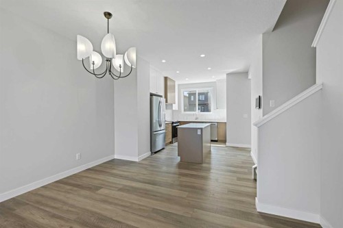 7071 Rangeview Avenue Se, Calgary, AB - Indoor