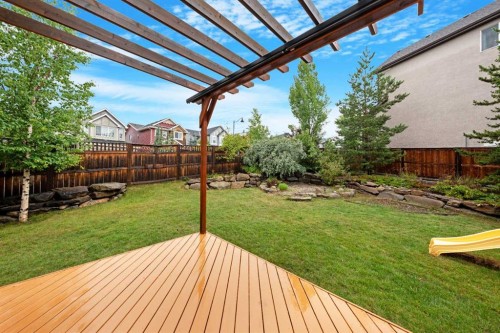 18 Aspen Hills Manor Sw, Calgary, AB - Outdoor With Deck Patio Veranda With Backyard