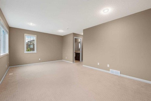 18 Aspen Hills Manor Sw, Calgary, AB - Indoor Photo Showing Other Room