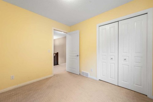 18 Aspen Hills Manor Sw, Calgary, AB - Indoor
