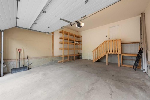 18 Aspen Hills Manor Sw, Calgary, AB - Indoor Photo Showing Garage
