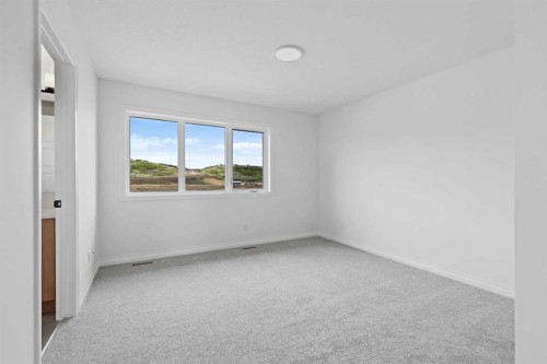 902 Wolf Willow Boulevard Se, Calgary, AB - Indoor Photo Showing Other Room