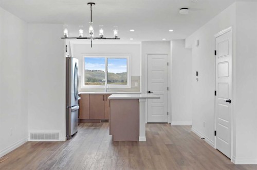 902 Wolf Willow Boulevard Se, Calgary, AB - Indoor