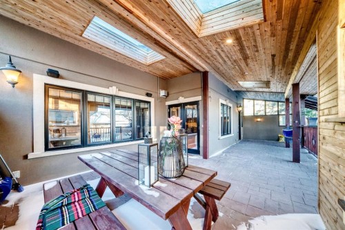 1840 Westmount Boulevard Nw, Calgary, AB -  Photo Showing Other Room