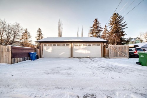 1840 Westmount Boulevard Nw, Calgary, AB - Outdoor