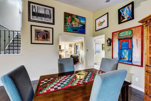 28 Hawktree Circle Nw, Calgary, AB - Indoor