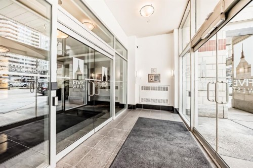 701-920 5 Avenue Sw, Calgary, AB - Indoor Photo Showing Other Room