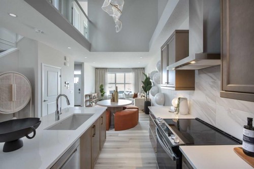 20 Belmont Place Sw, Calgary, AB - Indoor Photo Showing Kitchen With Upgraded Kitchen