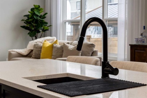 18 South Shore Bay, Chestermere, AB - Indoor