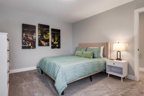 18 South Shore Bay, Chestermere, AB - Indoor Photo Showing Bedroom