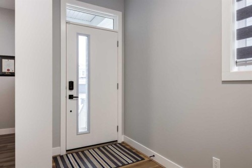 18 South Shore Bay, Chestermere, AB - Indoor Photo Showing Other Room