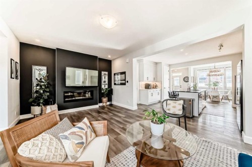 404 Yorkville Avenue Sw, Calgary, AB - Indoor