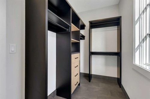 342 Normandy Drive Sw, Calgary, AB - Indoor Photo Showing Other Room