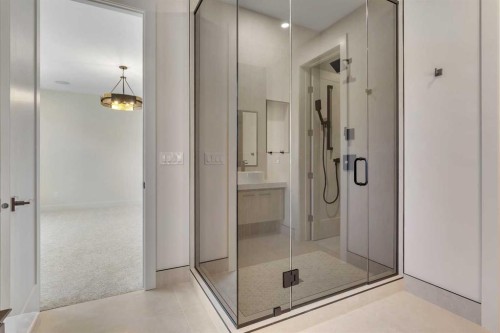 342 Normandy Drive Sw, Calgary, AB - Indoor Photo Showing Bathroom