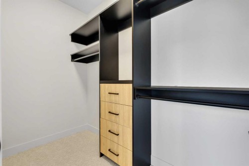 342 Normandy Drive Sw, Calgary, AB - Indoor