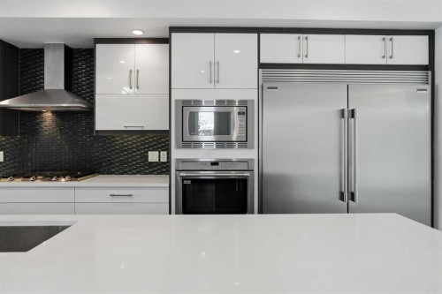 2312 Westmount Road Nw, Calgary, AB - Indoor Photo Showing Kitchen With Stainless Steel Kitchen With Upgraded Kitchen