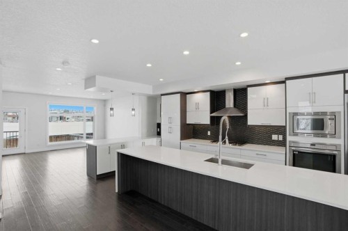 2312 Westmount Road Nw, Calgary, AB - Indoor Photo Showing Kitchen With Double Sink With Upgraded Kitchen