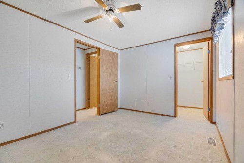 413 Heritage Crescent, Okotoks, AB 