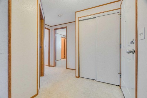 413 Heritage Crescent, Okotoks, AB 