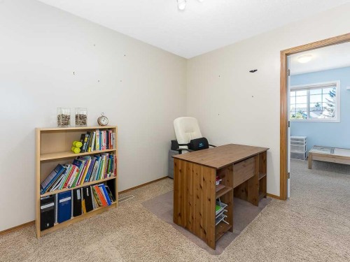 119 Mt Douglas Manor Se, Calgary, AB - Indoor