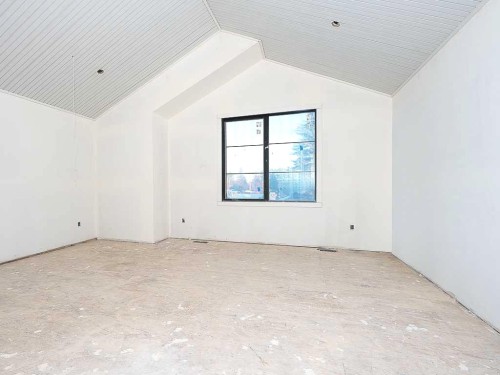 15 42 Street Sw, Calgary, AB - Indoor Photo Showing Other Room