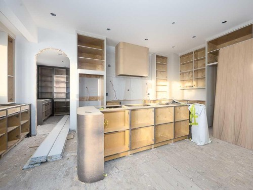 15 42 Street Sw, Calgary, AB - Indoor